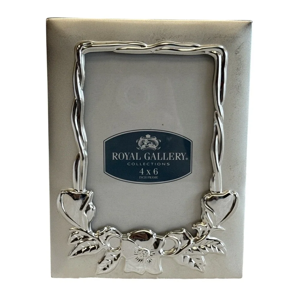 Royal Gallery Silver Plated 4x6 Photo Frame Brag Book Album Satin Finish Vintage